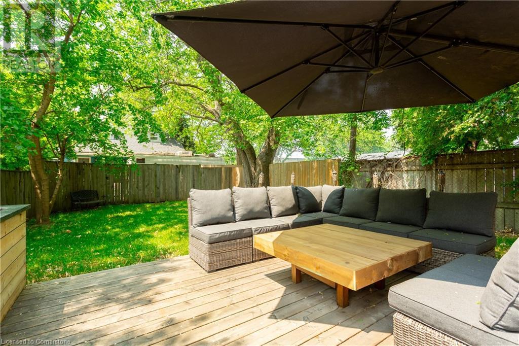 Photo 13 of 826 Beach Boulevard, Hamilton ON