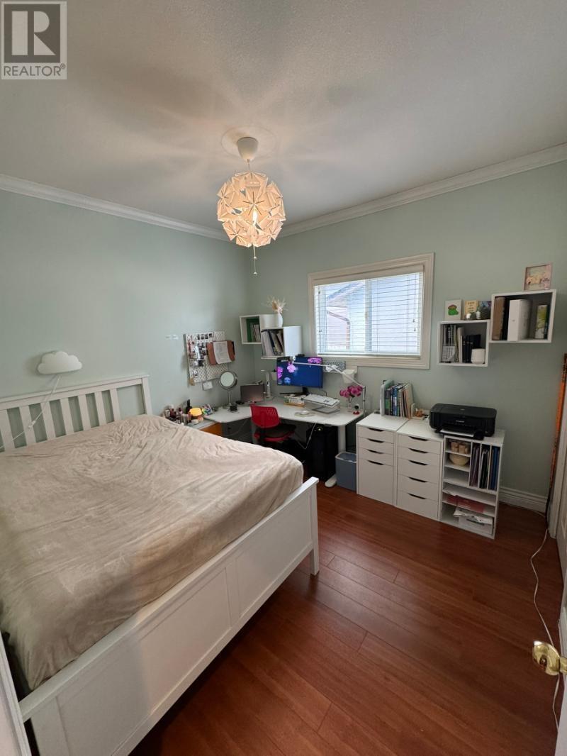 Photo 14 of 7749 Gilley Avenue, Burnaby BC