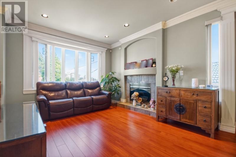 Photo 12 of 7749 Gilley Avenue, Burnaby BC