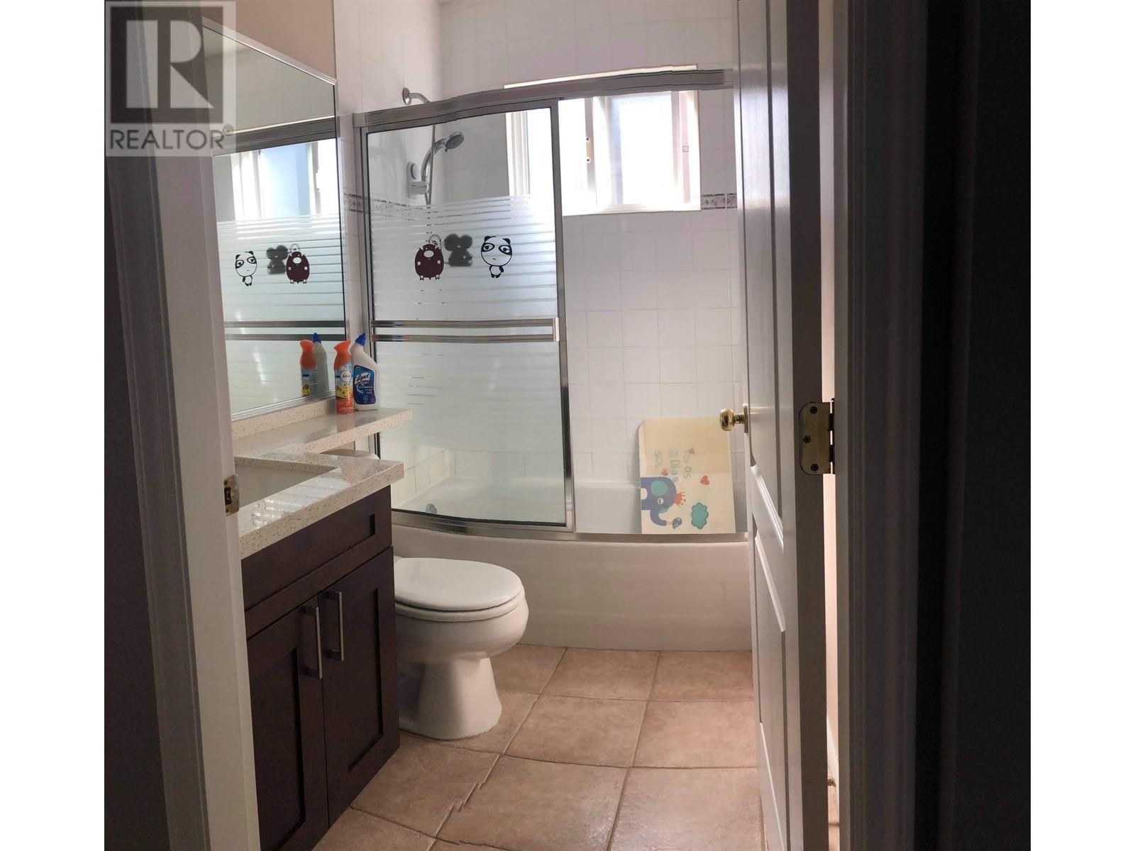 Photo 24 of 7749 Gilley Avenue, Burnaby BC