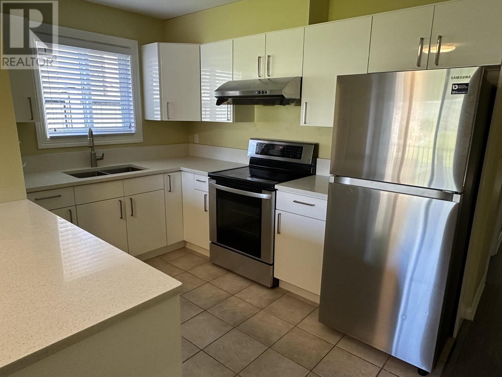Photo 31 of 7749 Gilley Avenue, Burnaby BC
