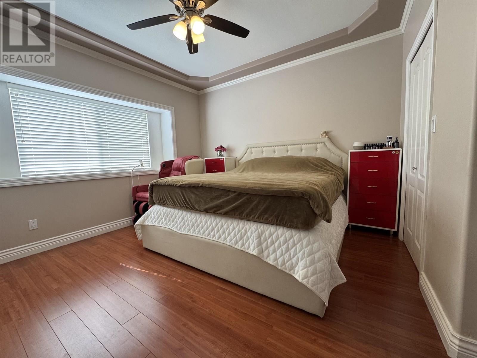 Photo 11 of 7749 Gilley Avenue, Burnaby BC