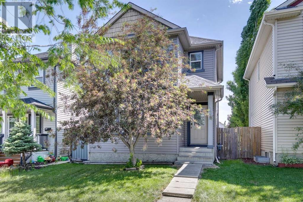 Single Family House for Sale in  Everridge Drive SW Evergreen Calgary 