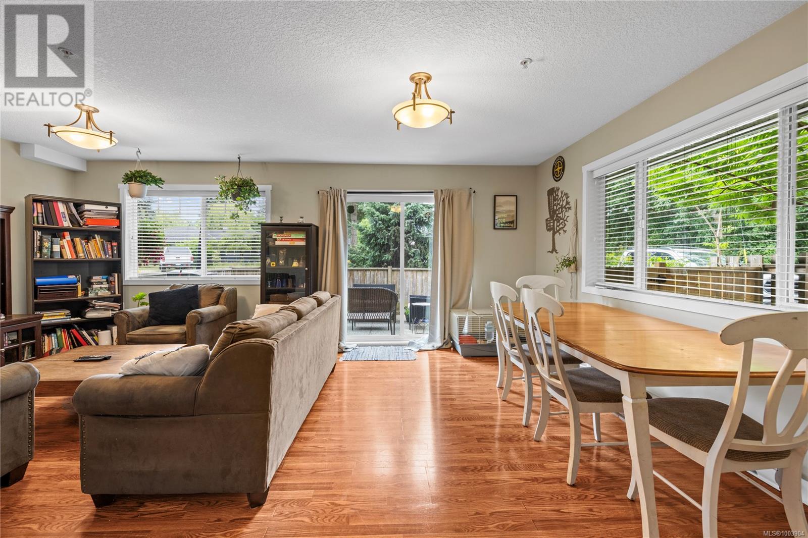 Photo 25 of 512 Gardasan Way, Nanaimo BC