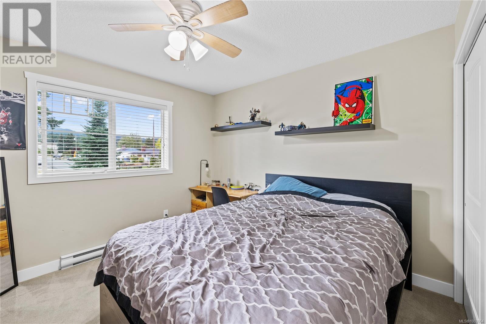Photo 4 of 512 Gardasan Way, Nanaimo BC