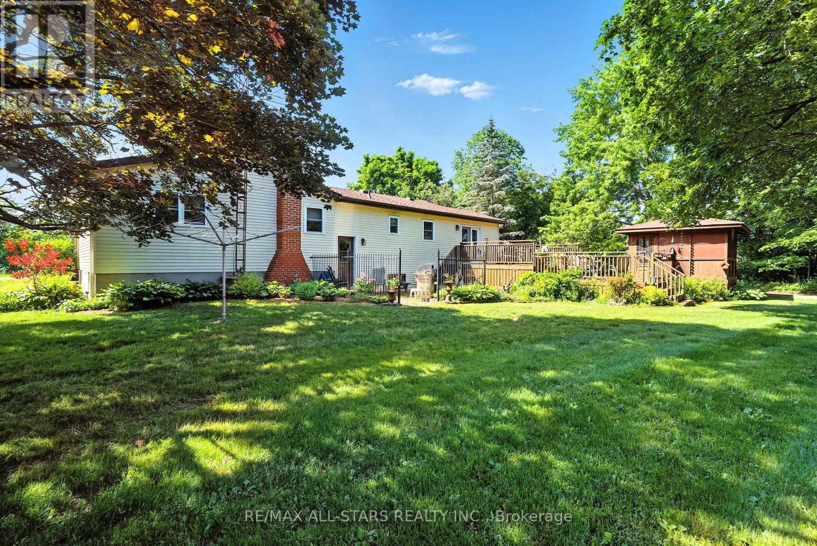 Photo 3 of 740 Ball Road, Uxbridge ON