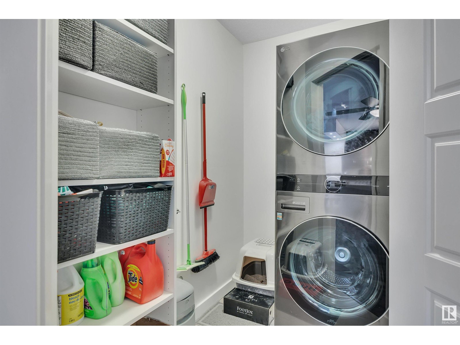 Photo 14 of 264 11517 Ellerslie Rd Sw, Edmonton AB
