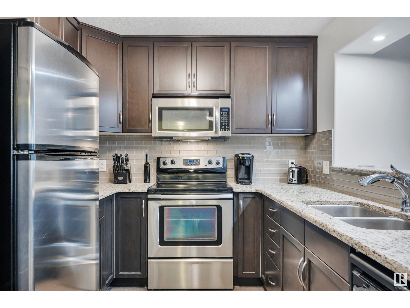 Photo 23 of 264 11517 Ellerslie Rd Sw, Edmonton AB