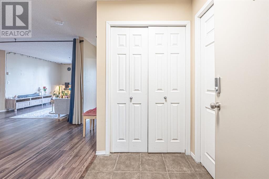 Photo 35 of 7105 304 Mackenzie Way Sw, Airdrie AB