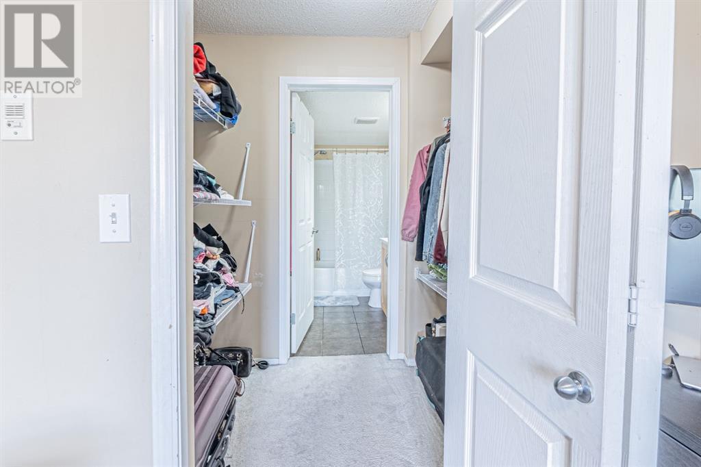 Photo 14 of 7105 304 Mackenzie Way Sw, Airdrie AB