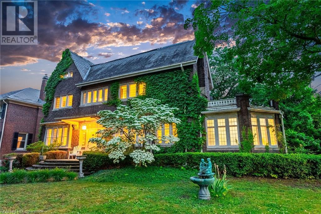 Photo 46 of 122 Dufferin Avenue, Brantford ON