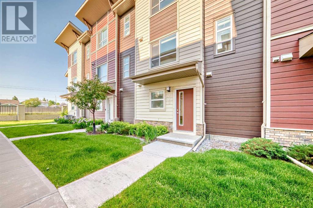 Single Family House for Sale in  Harvest Hills Common NE Harvest Hills Calgary 