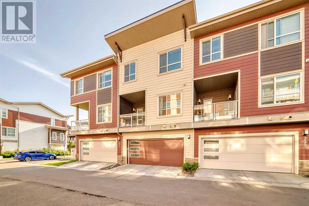 Single Family House for Sale in  Harvest Hills Common NE Harvest Hills Calgary 