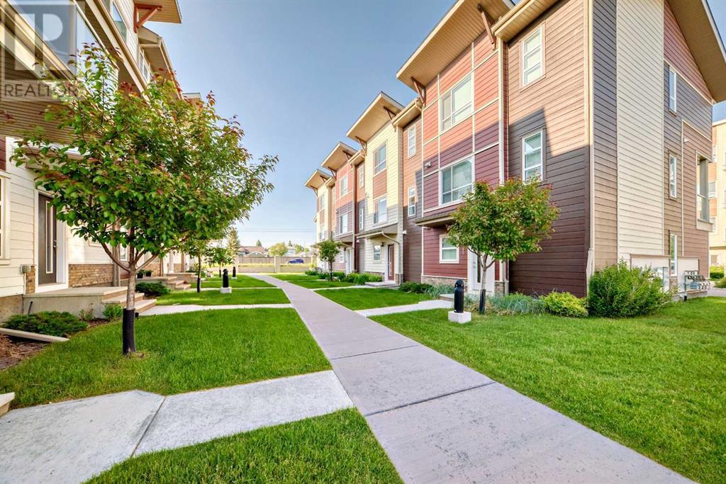 Single Family House for Sale in  Harvest Hills Common NE Harvest Hills Calgary 