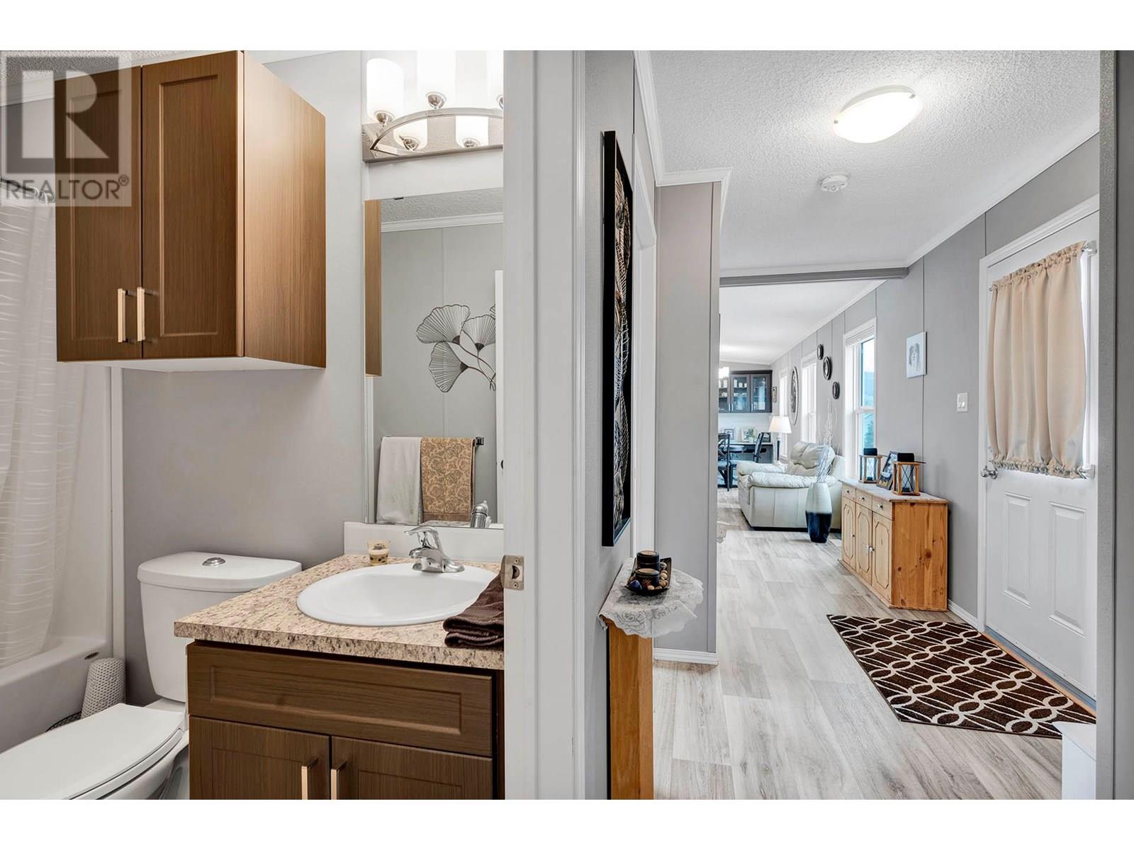 Photo 8 of 1337 Bostock Crescent, Pritchard BC
