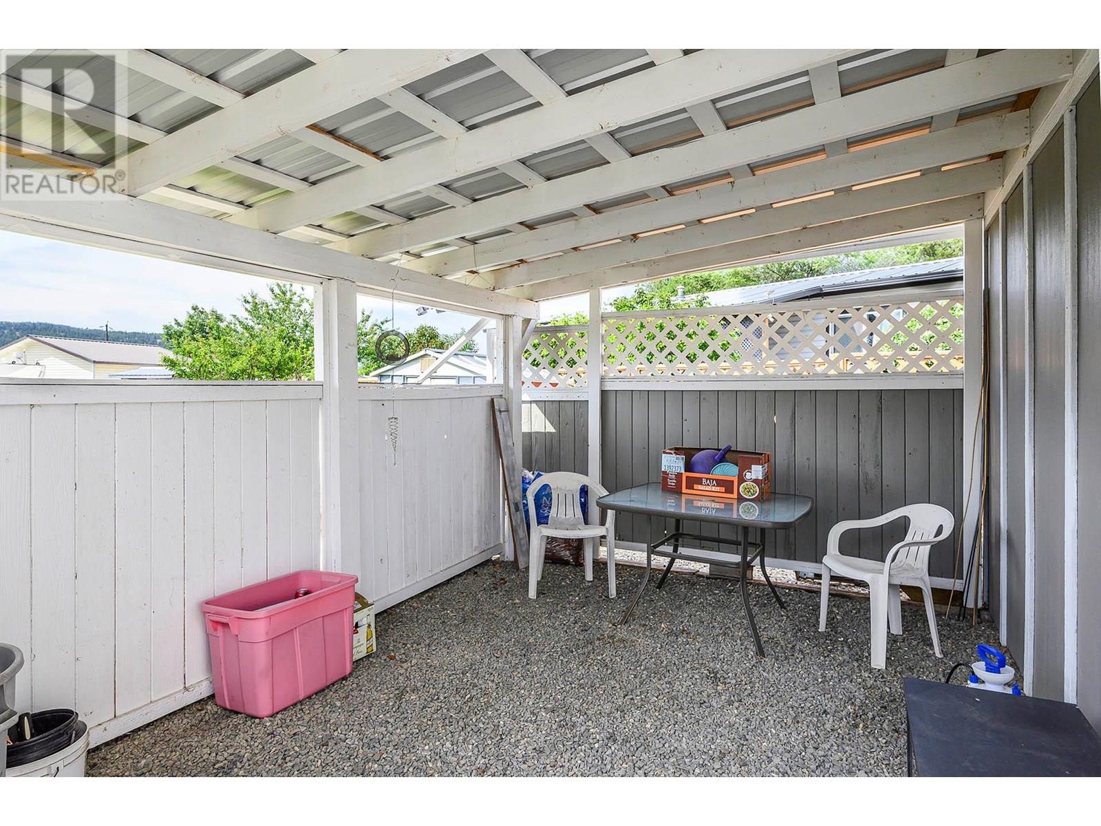 Photo 18 of 1337 Bostock Crescent, Pritchard BC