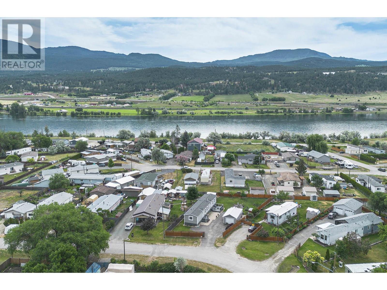 Photo 16 of 1337 Bostock Crescent, Pritchard BC