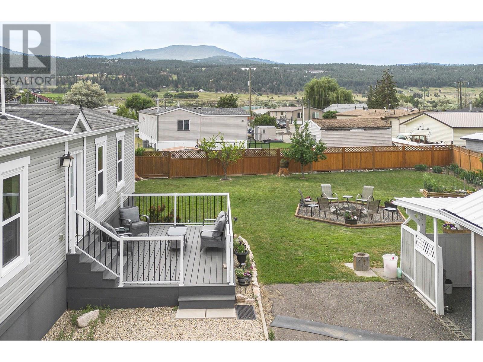 Photo 7 of 1337 Bostock Crescent, Pritchard BC