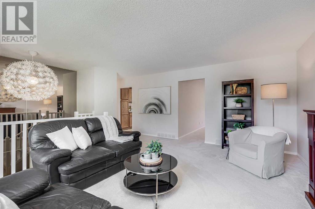 Single Family House Bi-level for Sale in   Avenue SW Braeside Calgary 