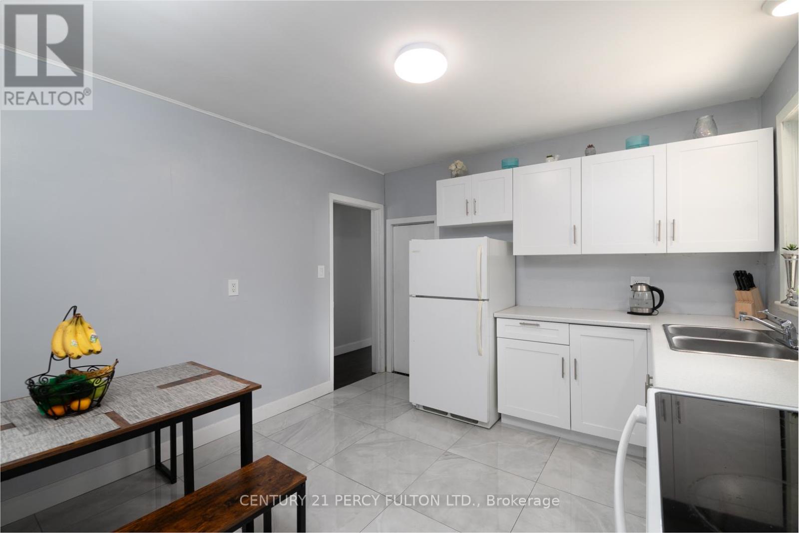 Photo 16 of 12 Northwood Crescent, Belleville ON