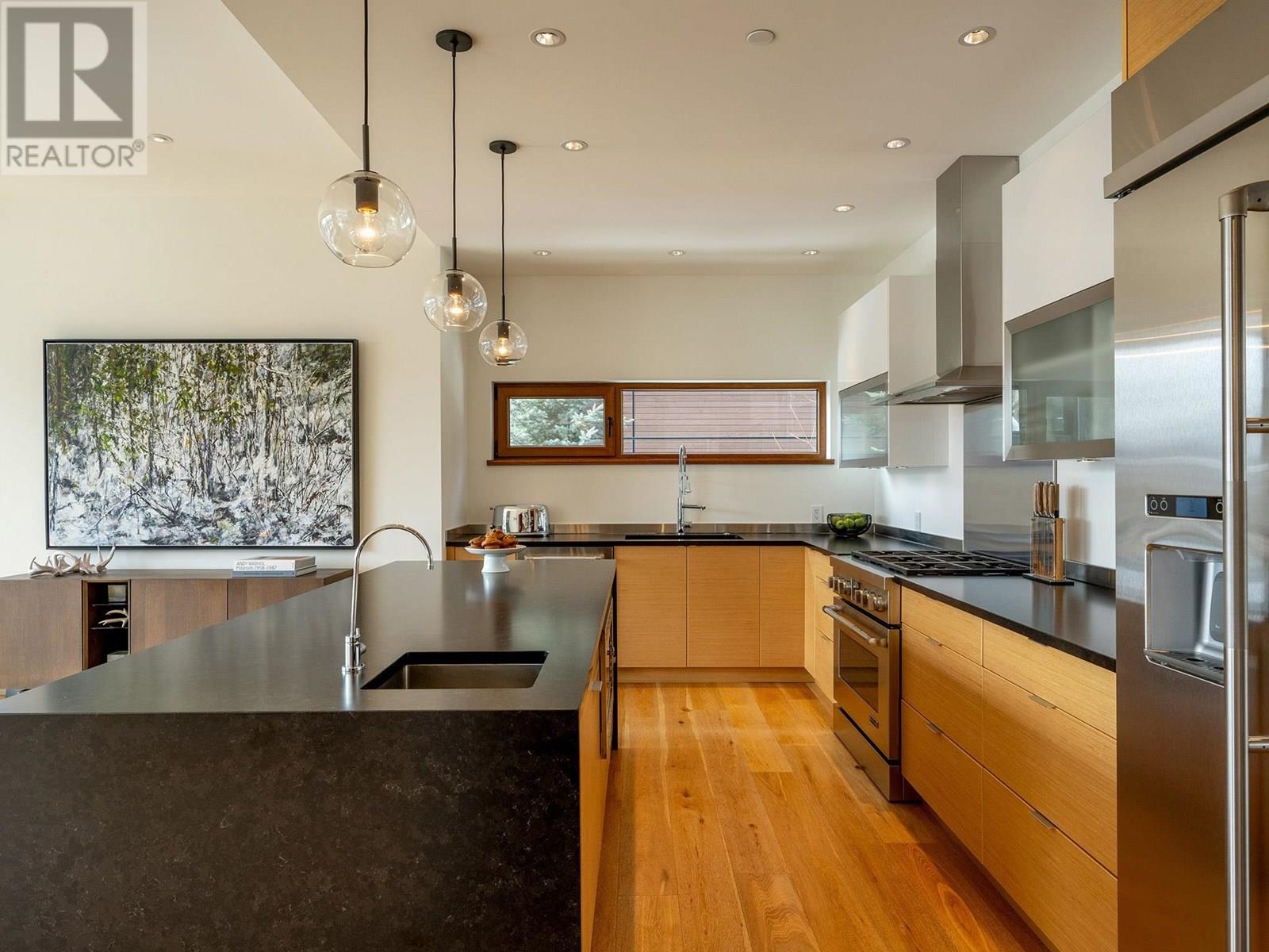 8505 ASHLEIGH MCIVOR DRIVE, Whistler real estate listing R2980562
