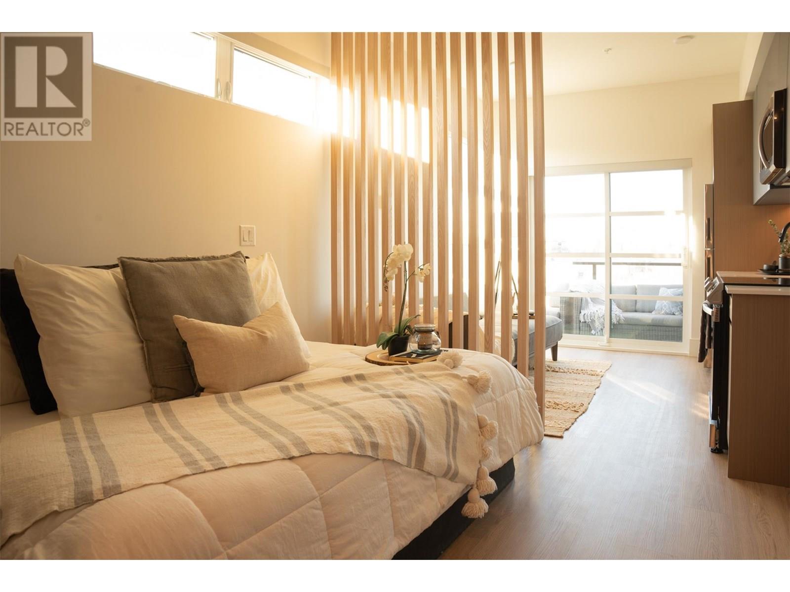518 720 KLO Road, Kelowna