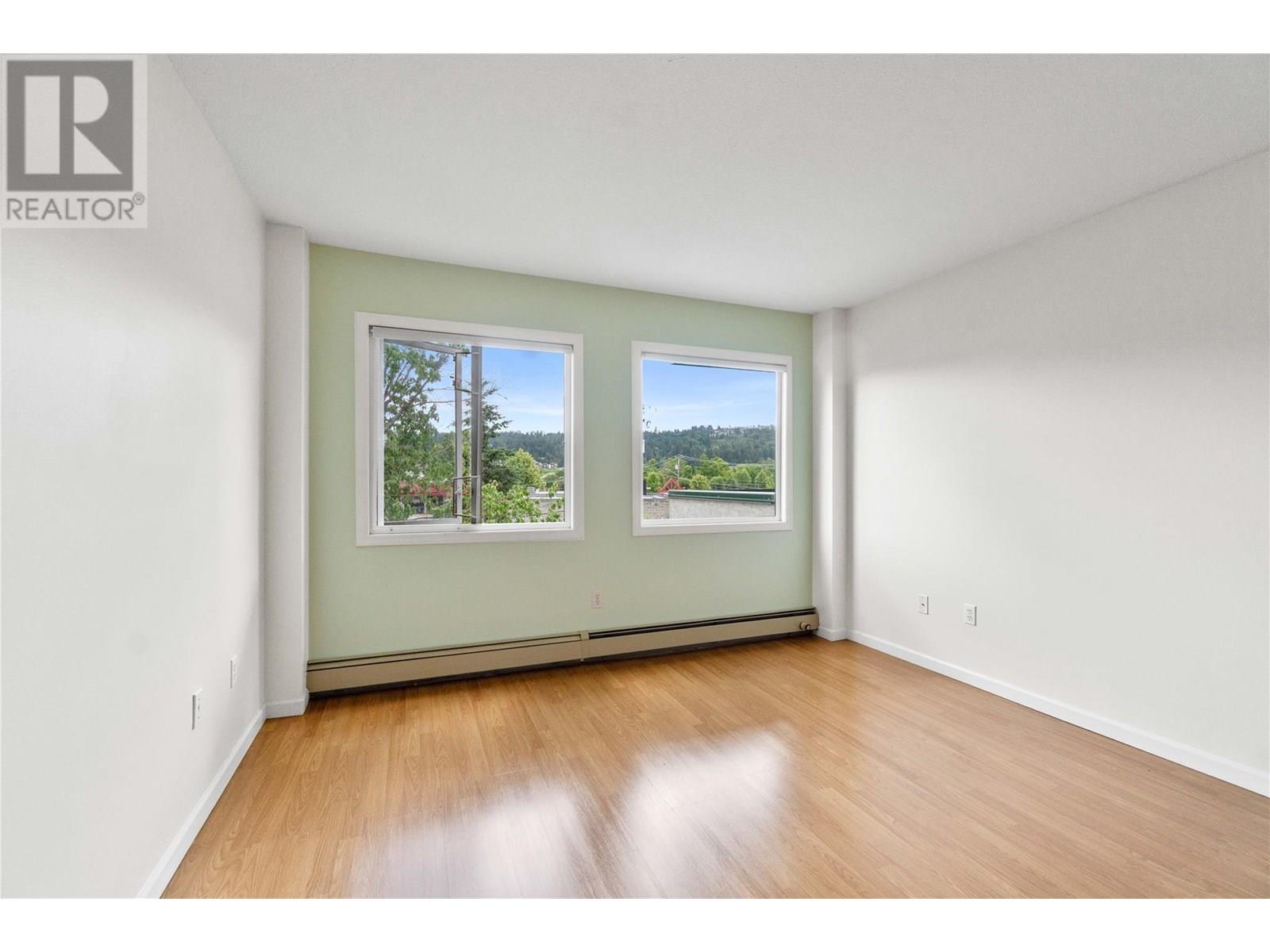 304 851 5 Avenue Southwest, Salmon Arm