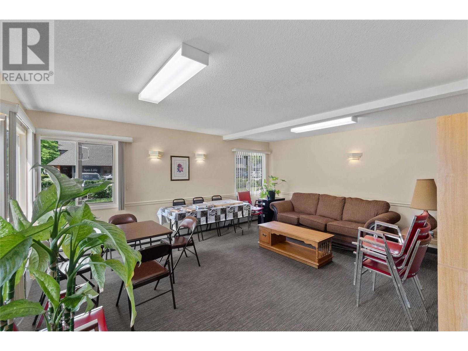 304 851 5 Avenue Southwest, Salmon Arm