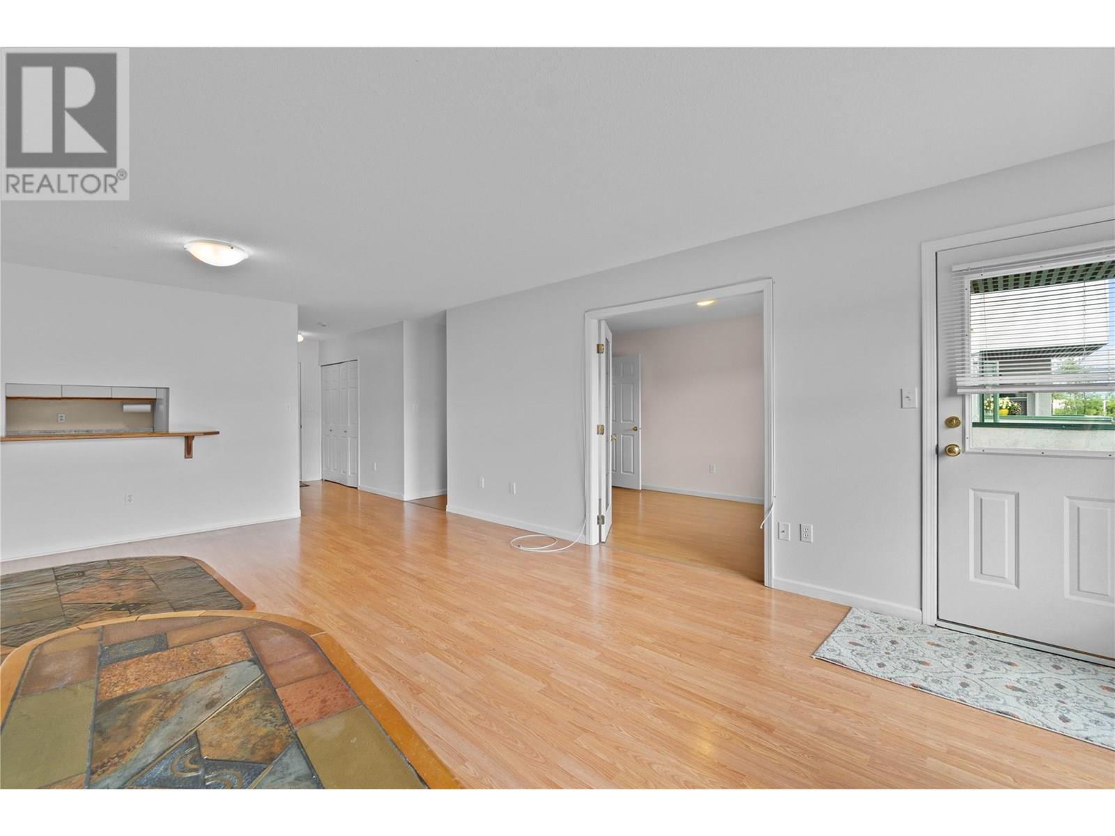 304 851 5 Avenue Southwest, Salmon Arm