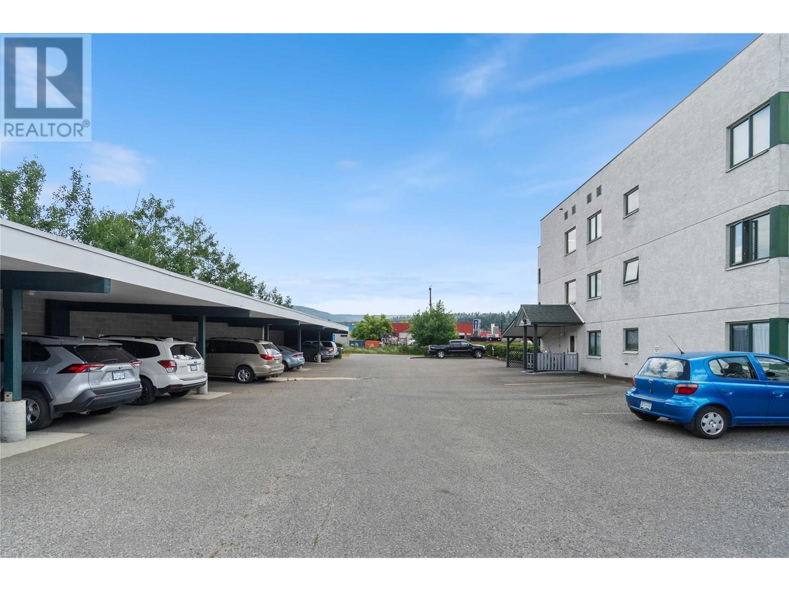 304 851 5 Avenue Southwest, Salmon Arm