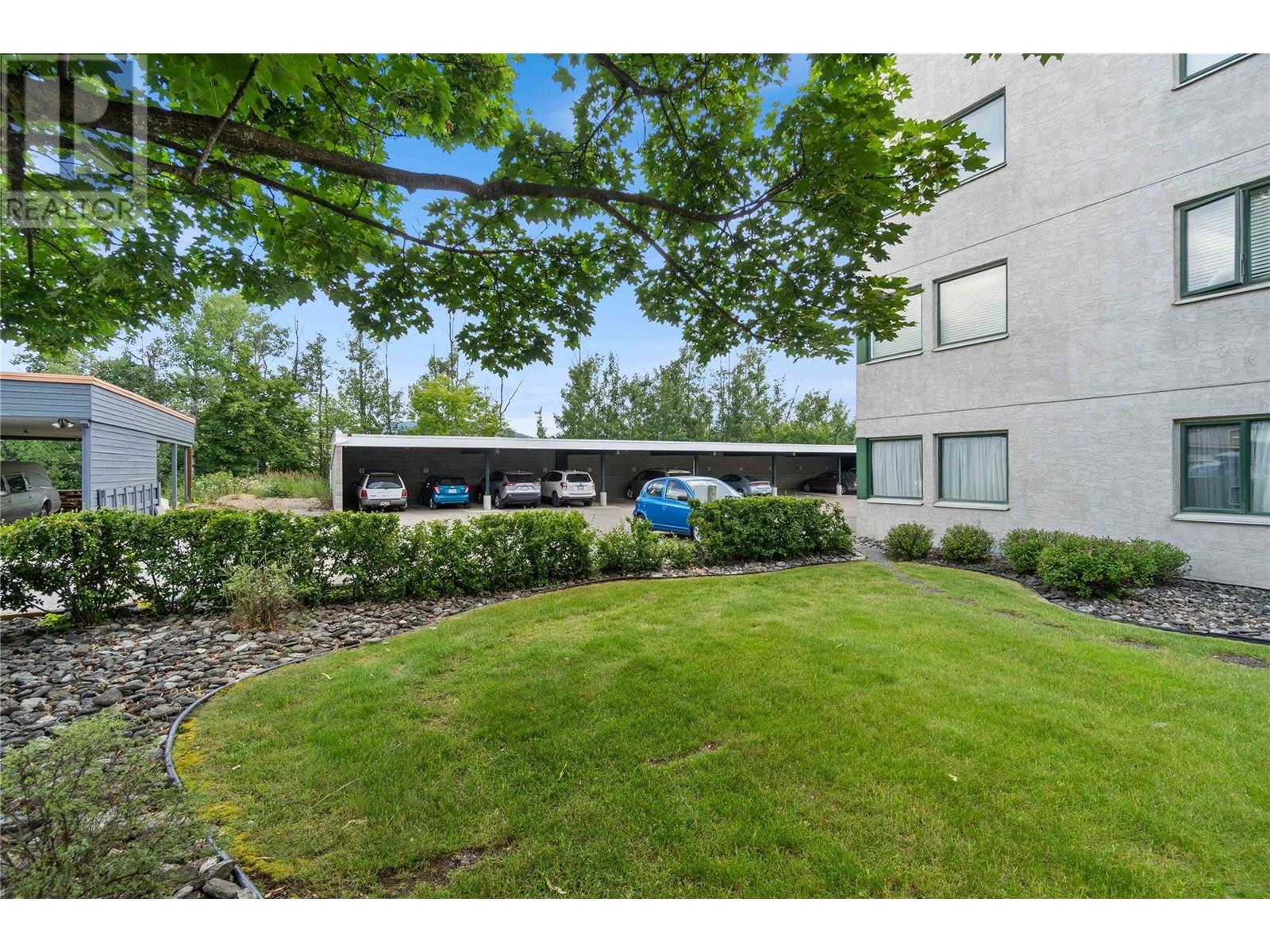 304 851 5 Avenue Southwest, Salmon Arm