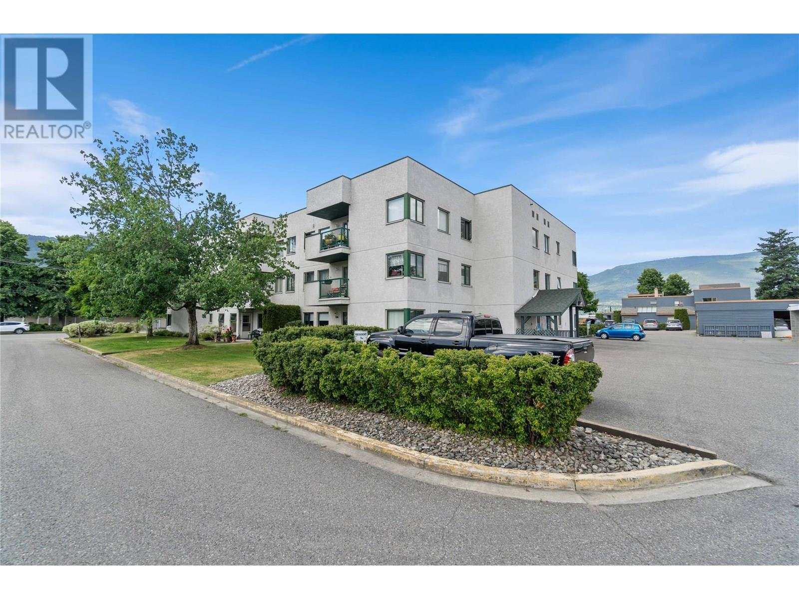 304 851 5 Avenue Southwest, Salmon Arm