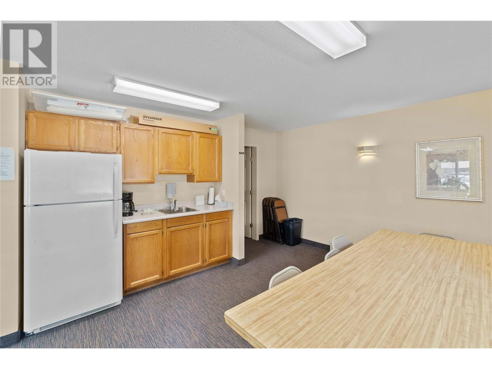 304 851 5 Avenue Southwest, Salmon Arm