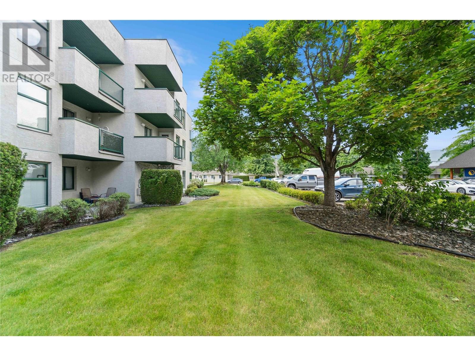304 851 5 Avenue Southwest, Salmon Arm