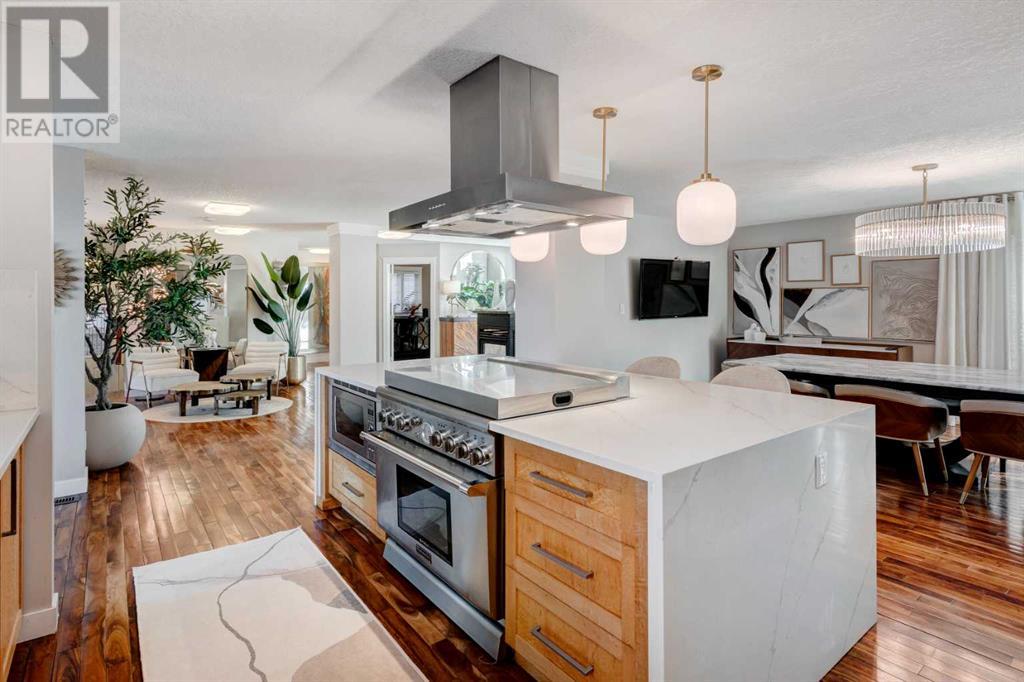 Single Family House for Sale in  Lissington Drive SW North Glenmore Park Calgary 
