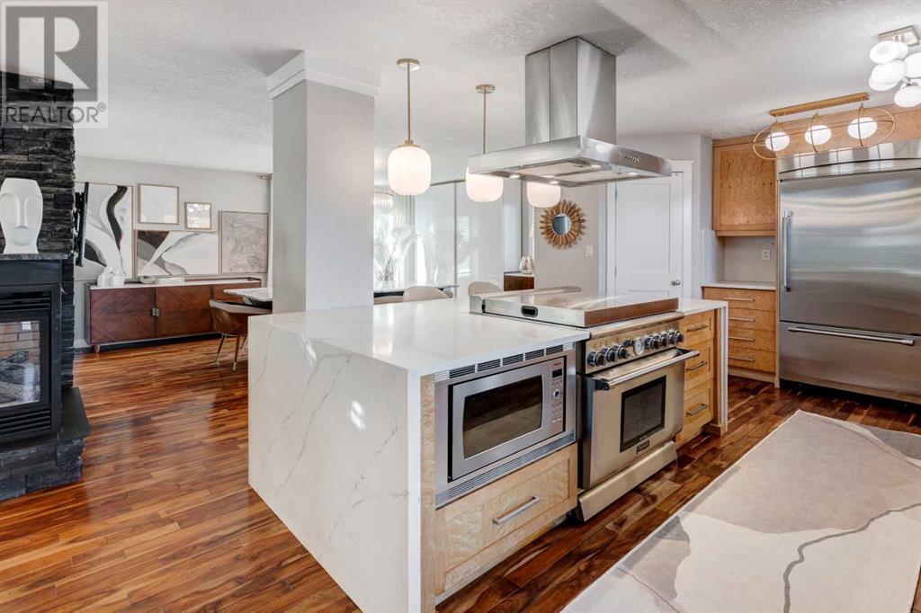 Single Family House for Sale in  Lissington Drive SW North Glenmore Park Calgary 