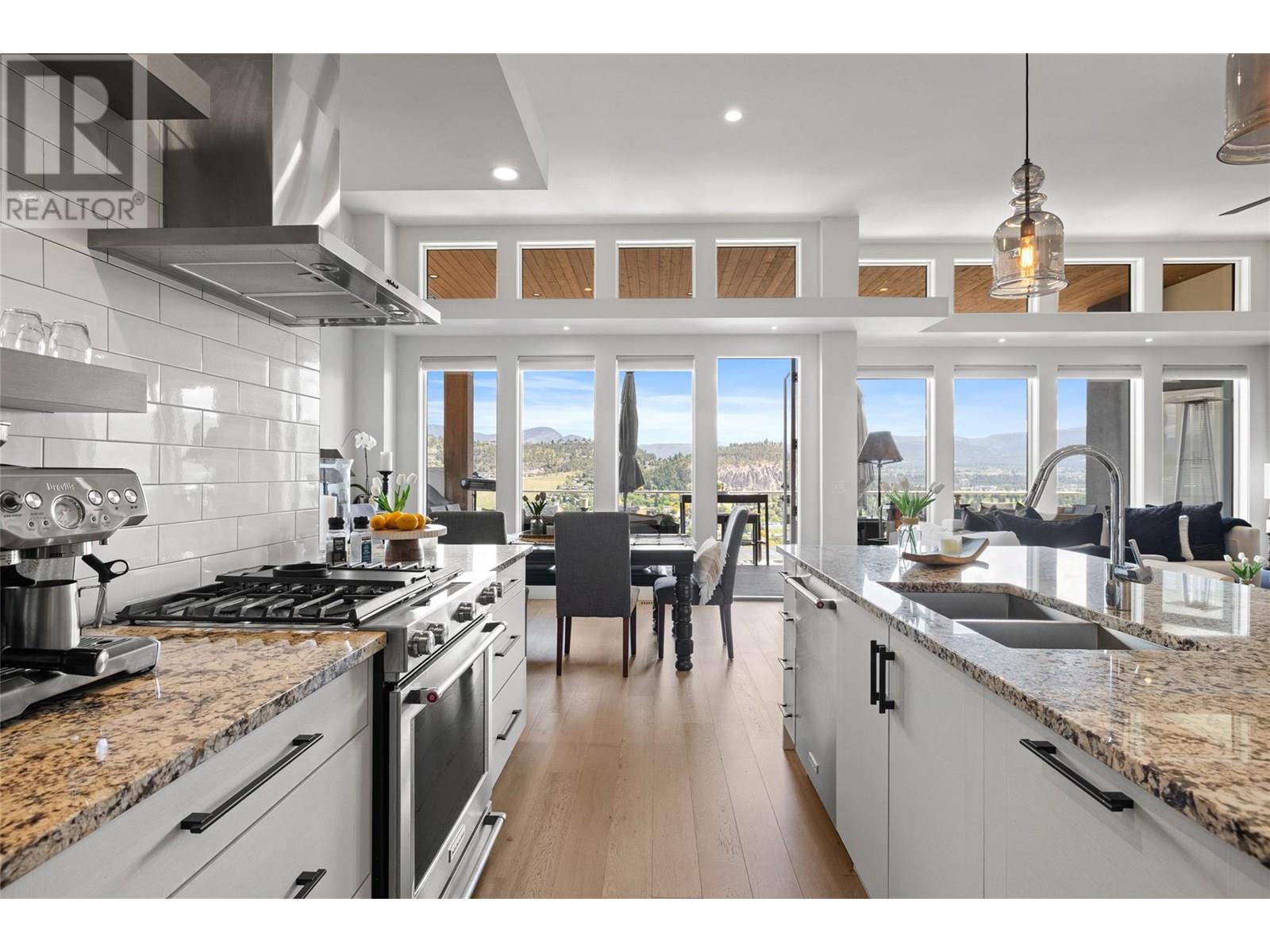  1455 Benzer Court, Kelowna