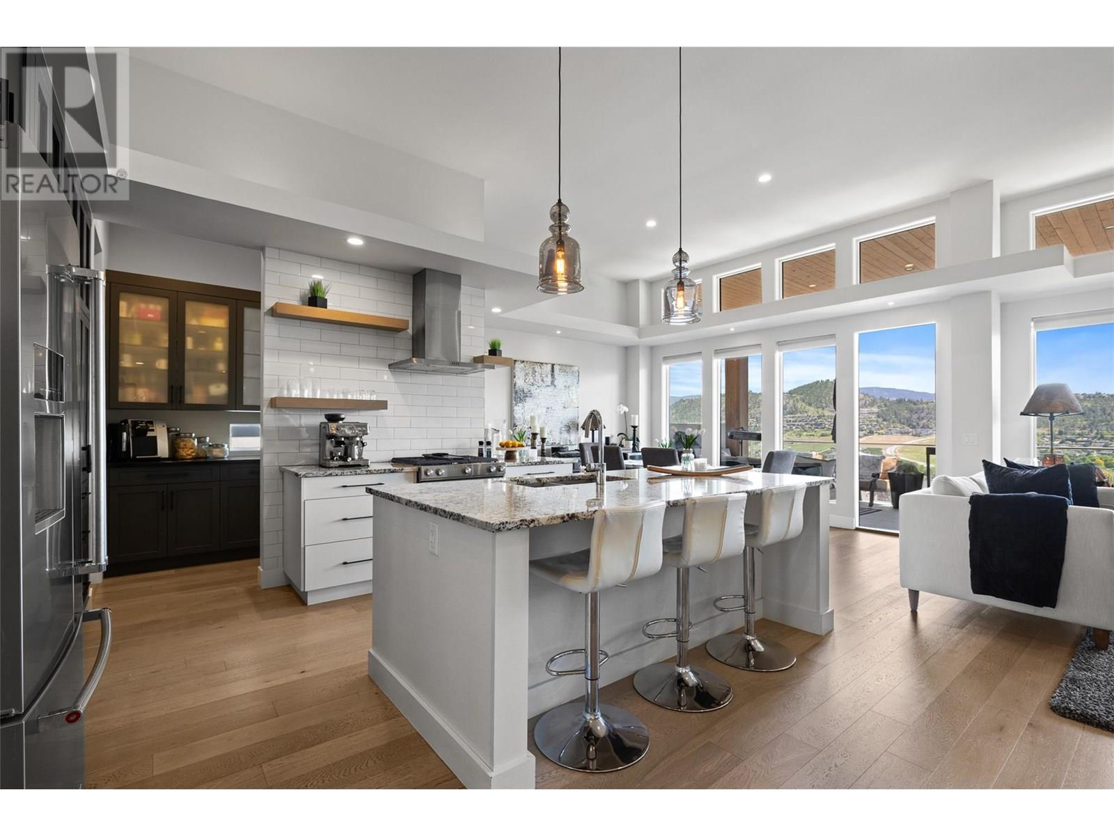  1455 Benzer Court, Kelowna