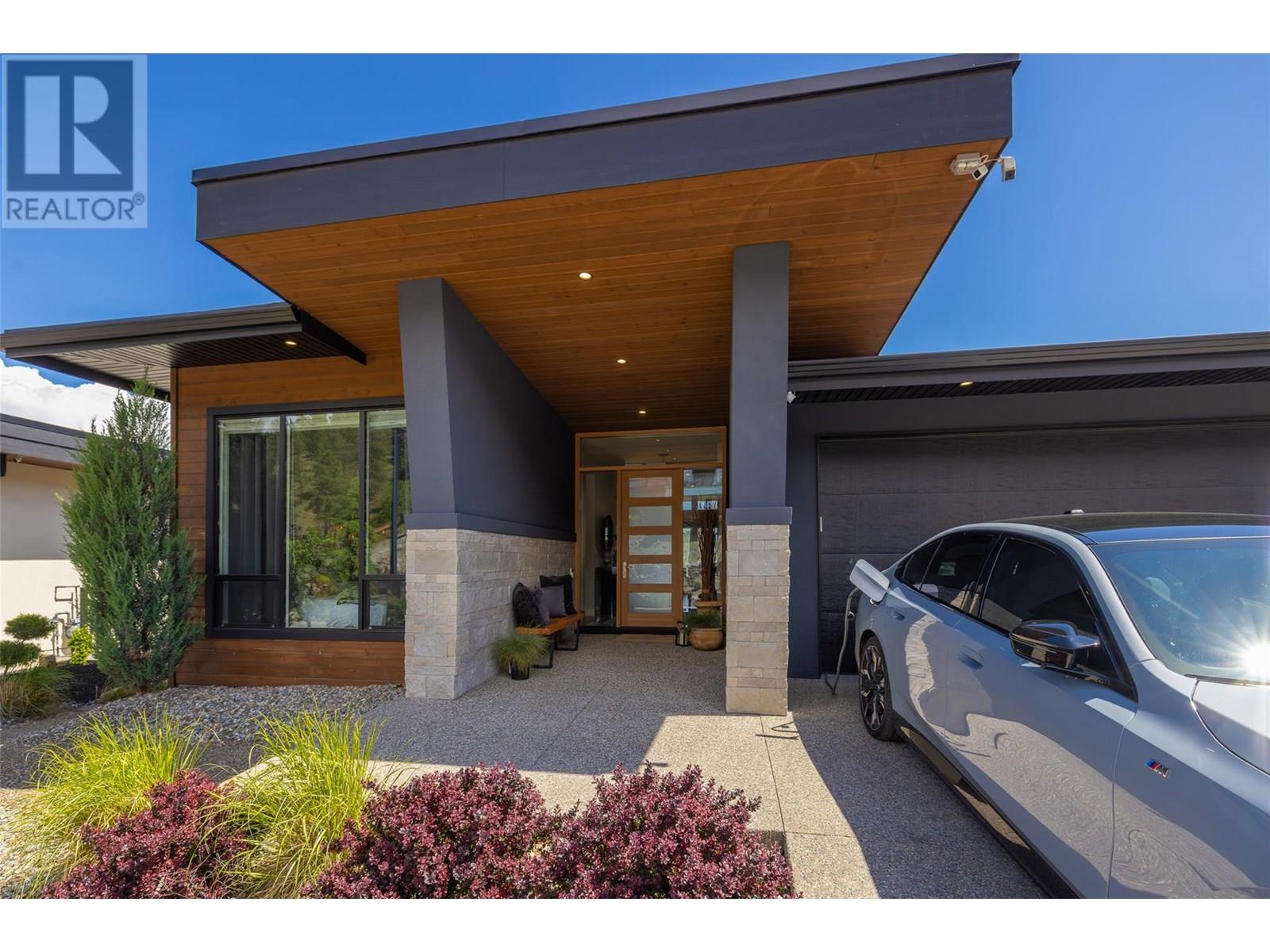  1455 Benzer Court, Kelowna
