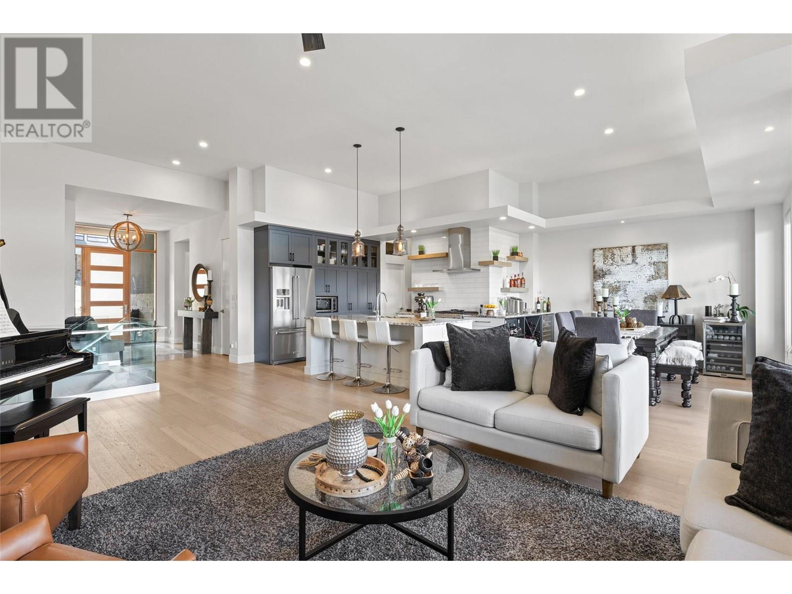  1455 Benzer Court, Kelowna