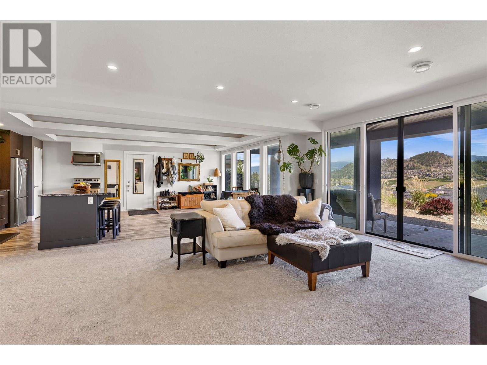  1455 Benzer Court, Kelowna
