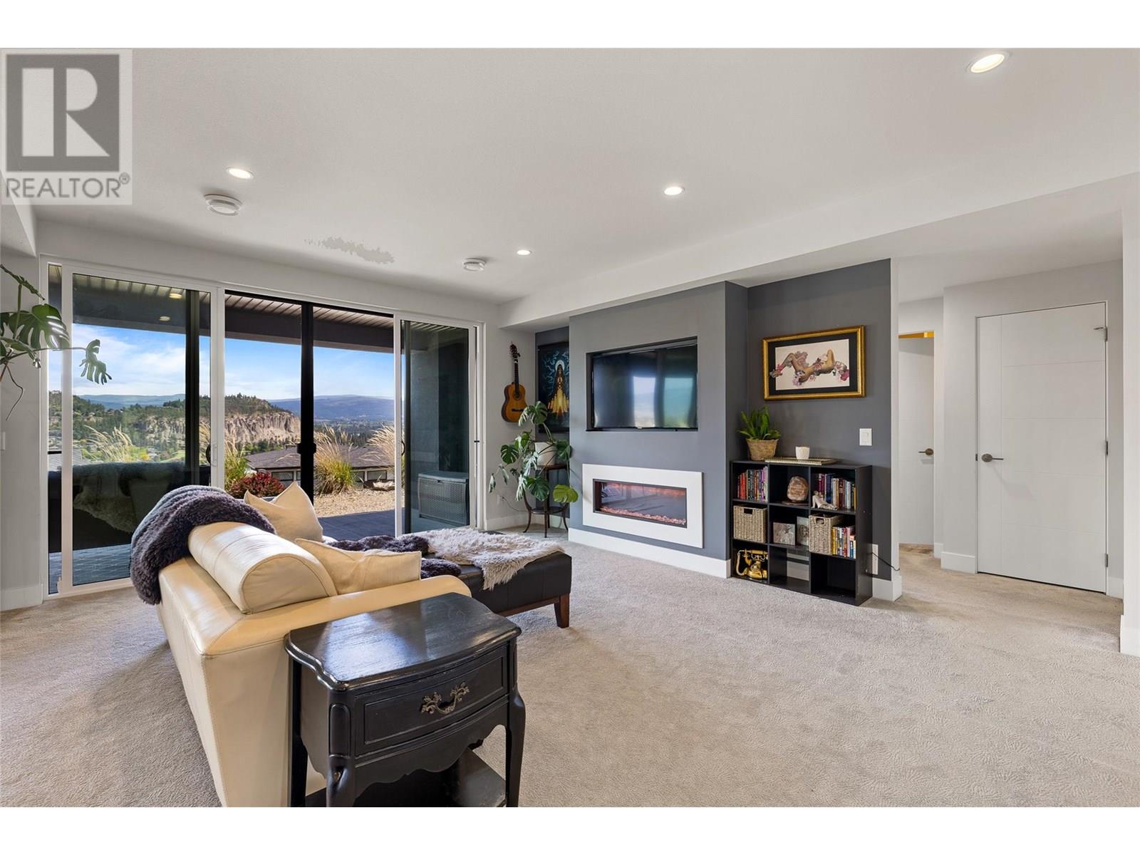  1455 Benzer Court, Kelowna