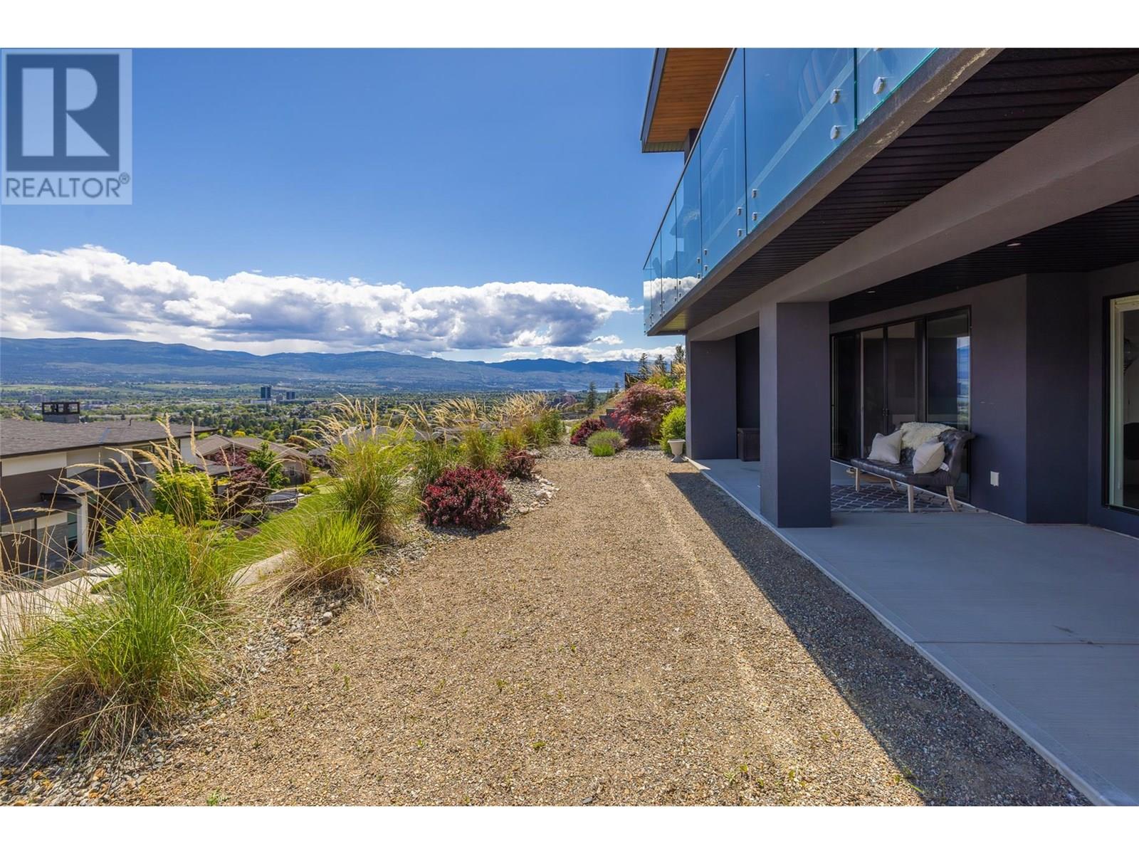  1455 Benzer Court, Kelowna