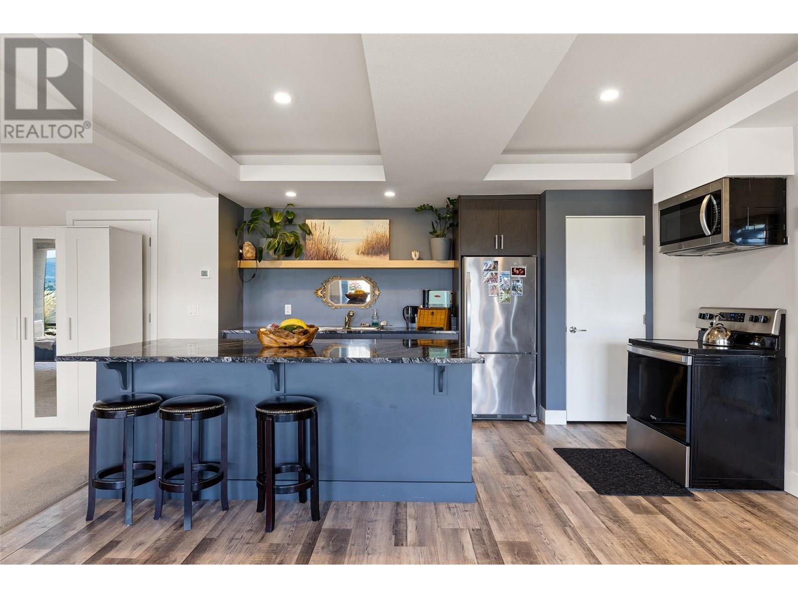  1455 Benzer Court, Kelowna