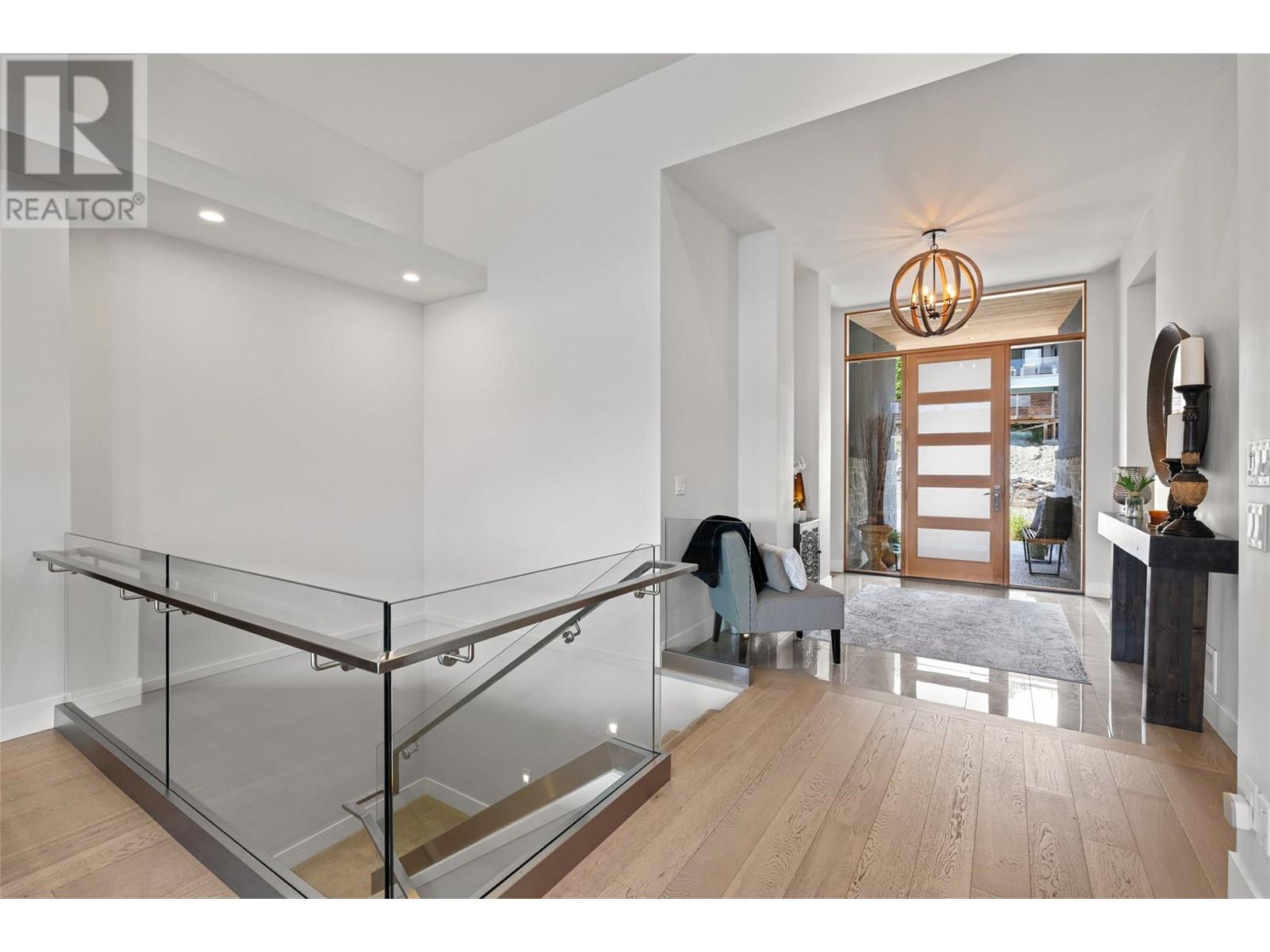  1455 Benzer Court, Kelowna