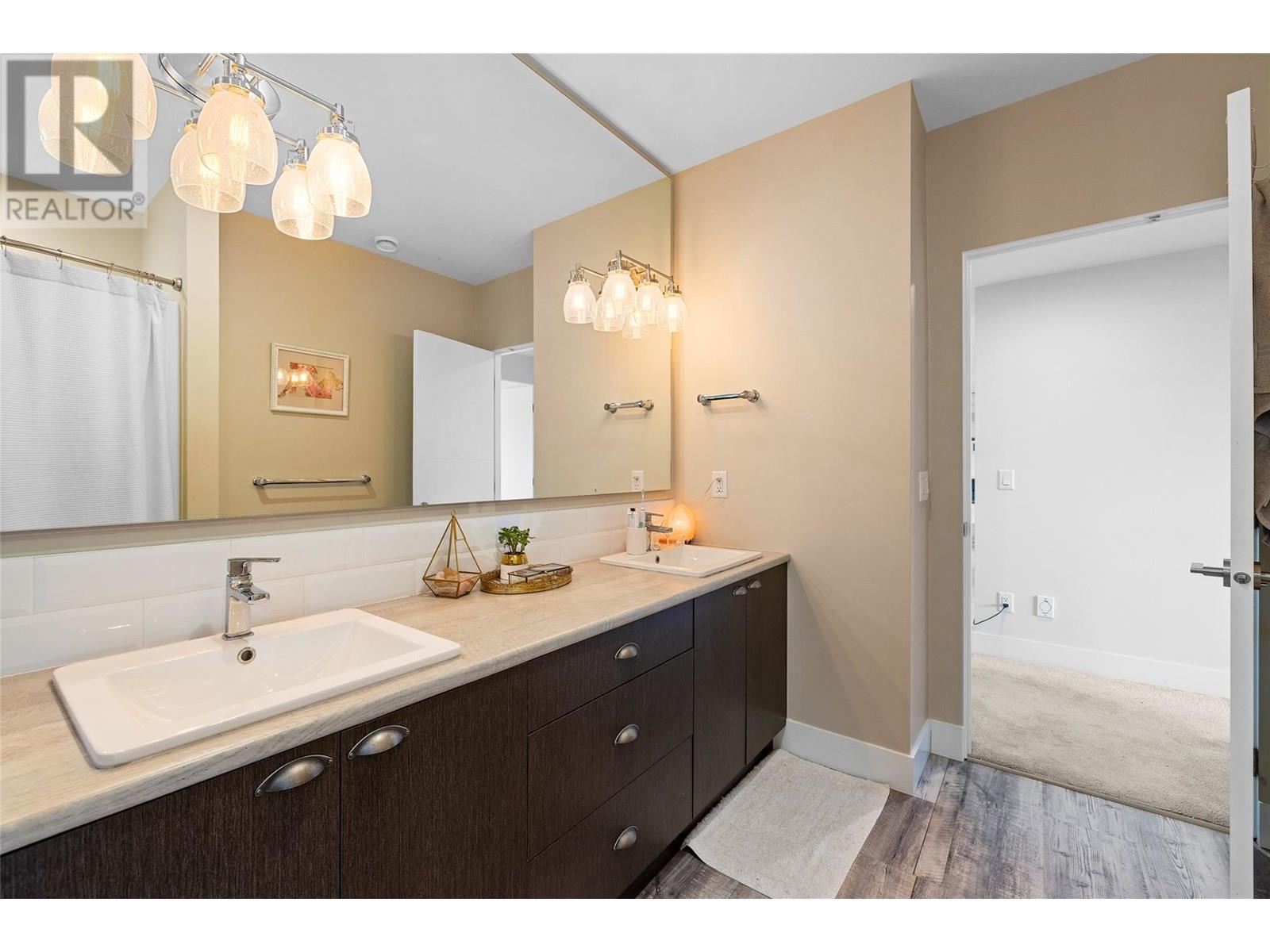  1455 Benzer Court, Kelowna