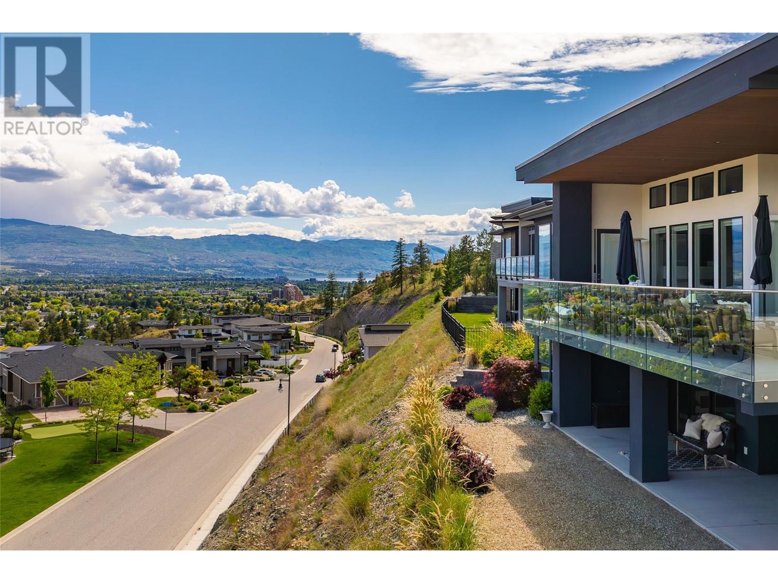  1455 Benzer Court, Kelowna
