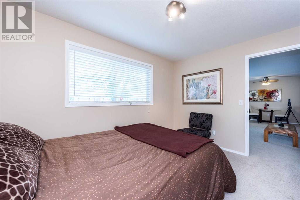 6719 Pinecliff Grove NE, Calgary, Alberta