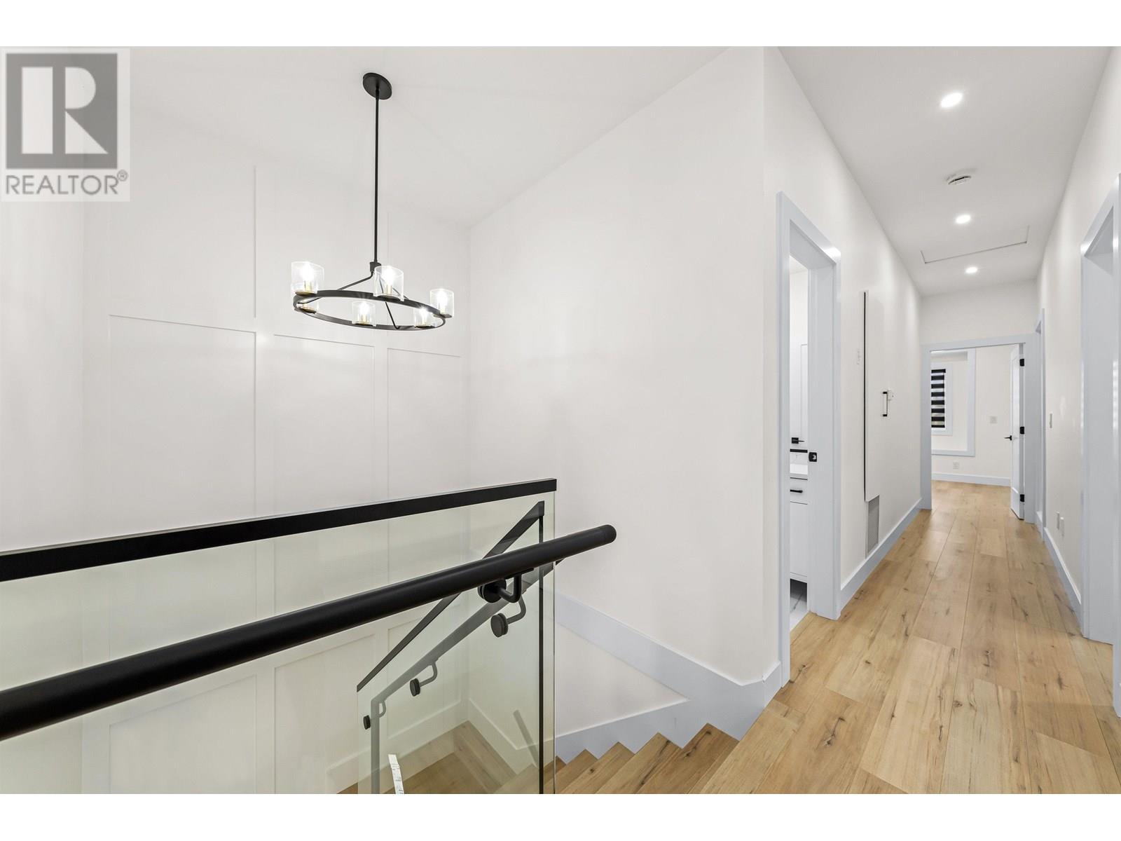Photo 16 of 7633 Rosewood Street, Burnaby BC
