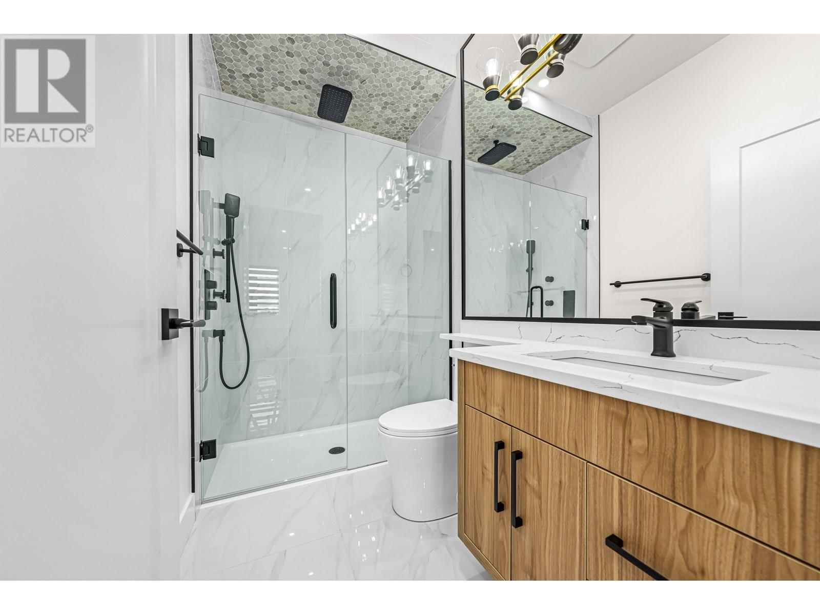 Photo 21 of 7633 Rosewood Street, Burnaby BC